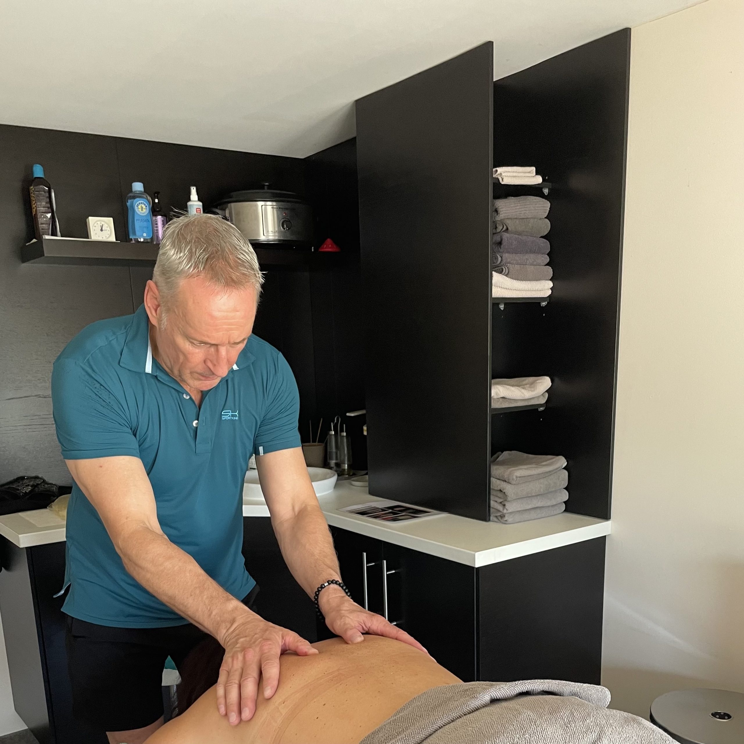 Peter schultermassage